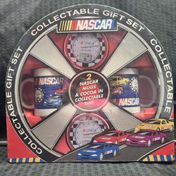 NEW - Vintage NASCAR Wheel Collectable 2 Mugs and Cocoa Tins Gift Set 