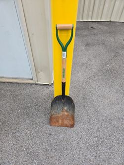 Flat Head Shovel