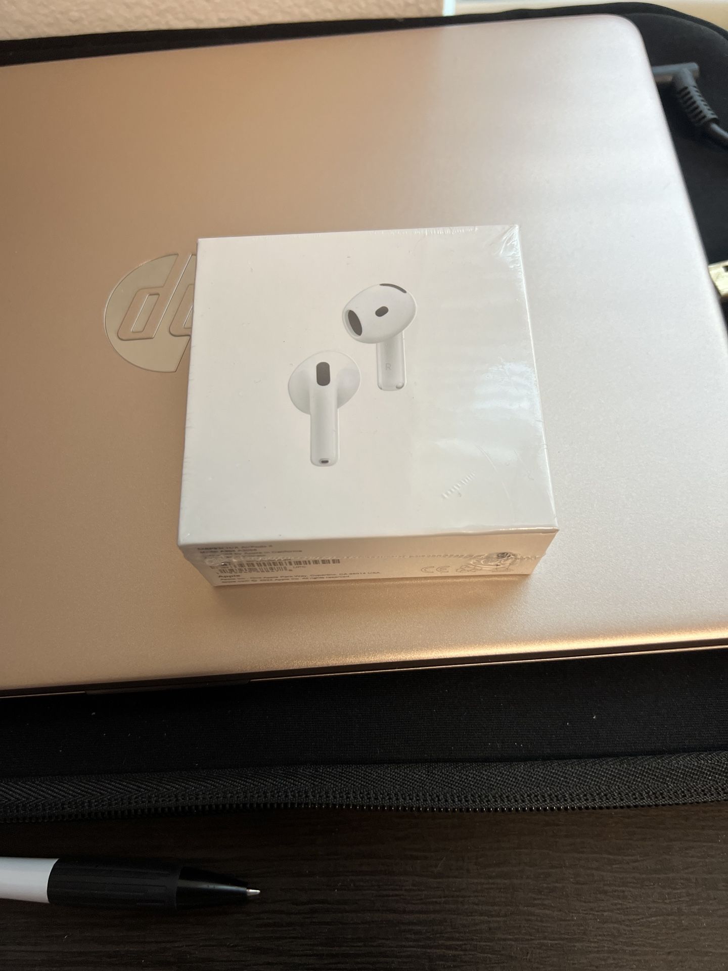noise cancellation earbuds