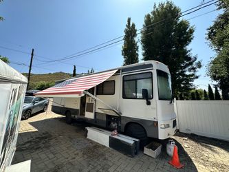 2006 Winnebago Sightseer