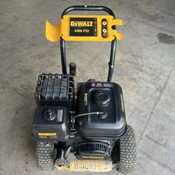 Dewalt 4400 Psi Pressure Washer 