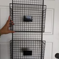 Metal Letter Holder