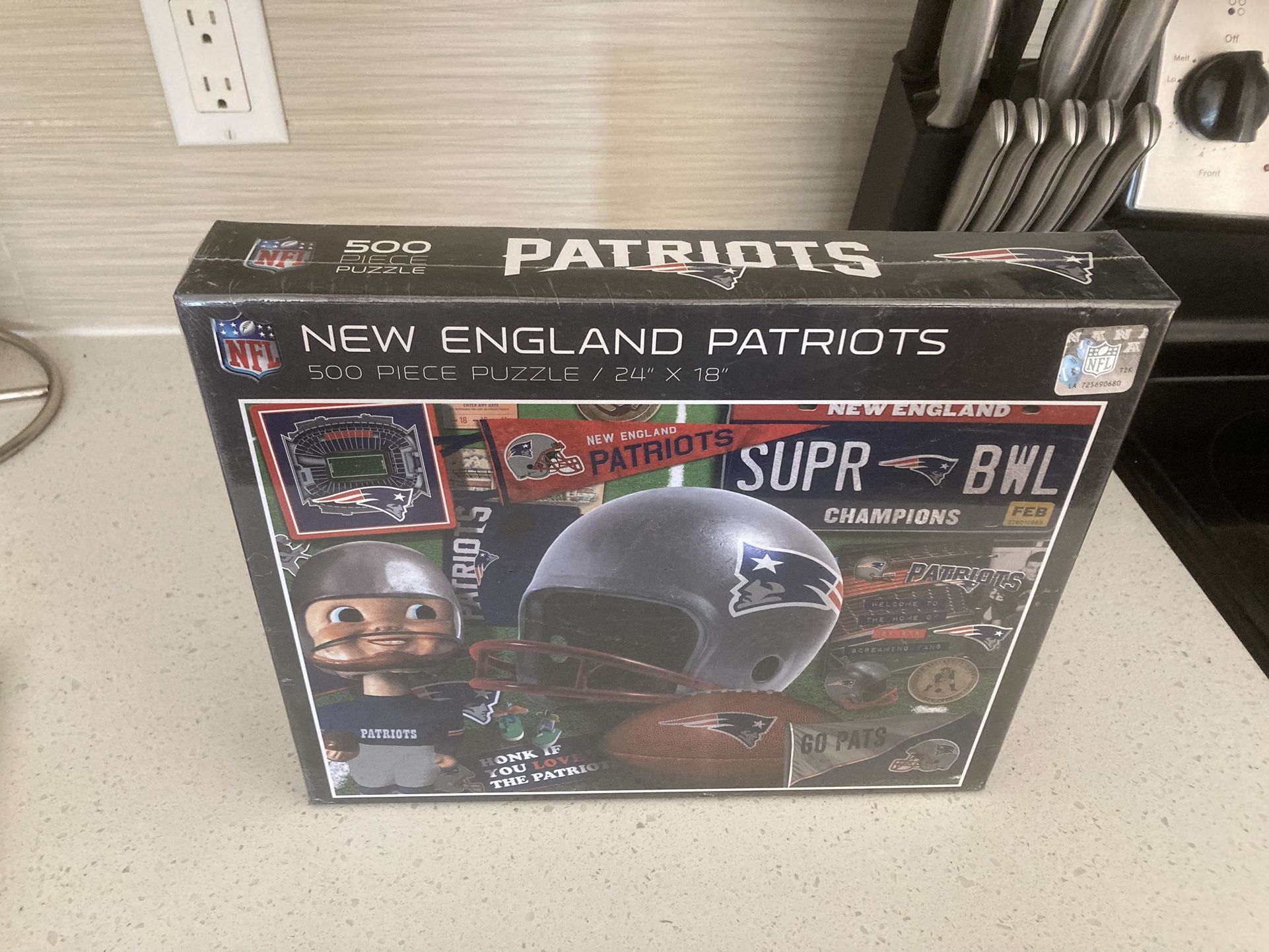 Brand New New England Patriots 500 Piece Puzzle