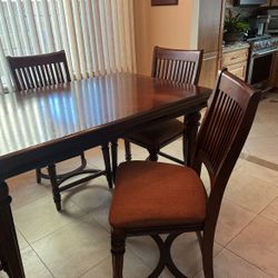 Dining Room Table 