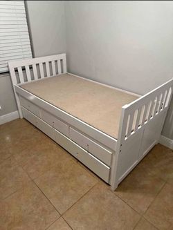 CAMA FULL CON TUMDRE