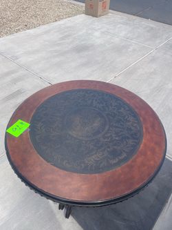 Wood round table