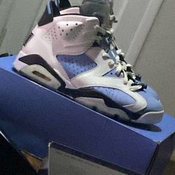 VNDS UNC 6’s OG All (Sz. 9.5)