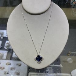 10k .30 Ct Tw Diamond And Blue stone Pendant And Chain 