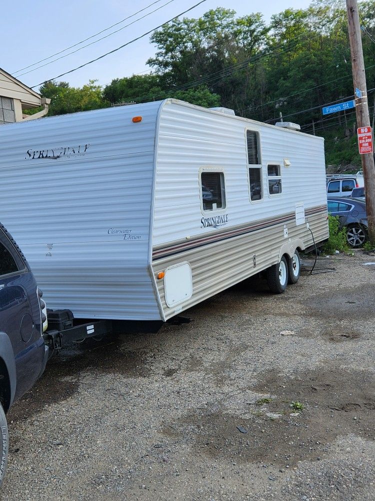 2005 Keystone Springdale Clearwater Edition