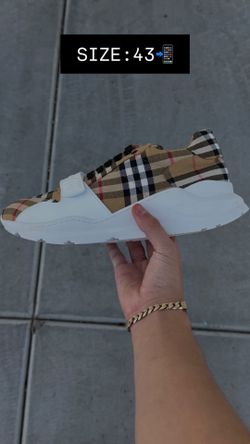 BURBERRYS