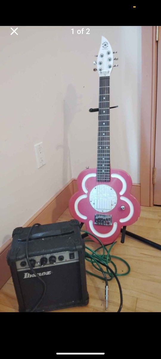 Daisy Rock Flower Guitar With Amp And Stand