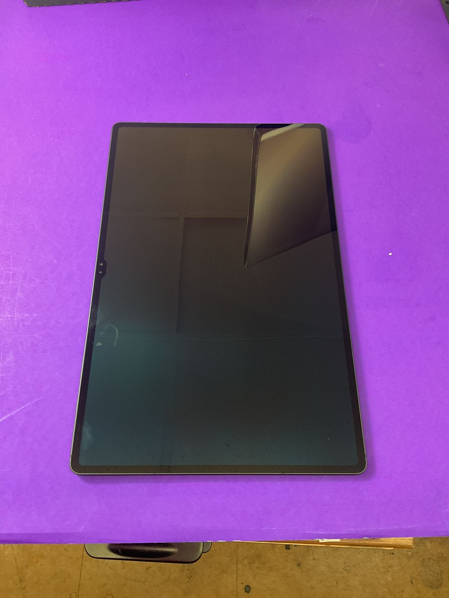 Samsung Galaxy Tab S8 Ultra 128GB WiFi – Premium Tablet with S Pen & Book Cover Keyboard