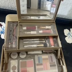 Ulta Beauty Gold Glitter CABOODLES With Mirror 