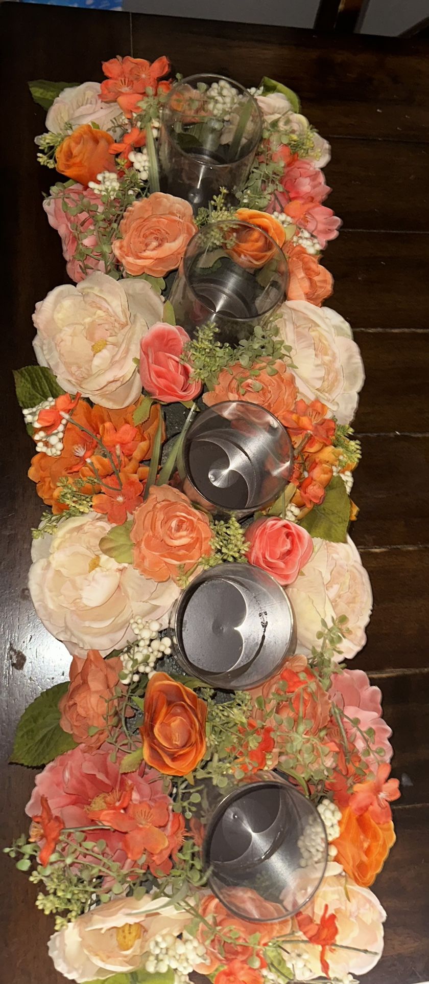 Decore with 5 cylinder vases.