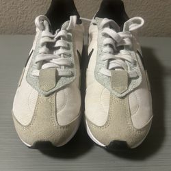 Nike Running Shoes Size 6