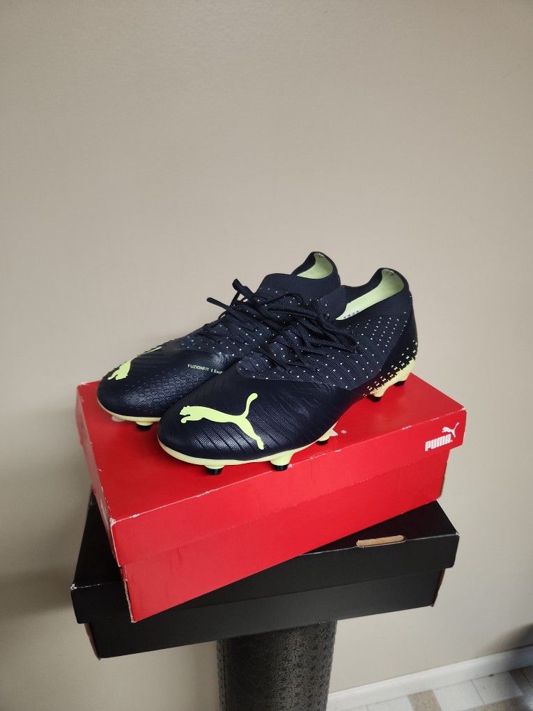 Puma Soccer Shoes