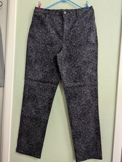 Stylish Gloria Vanderbilt Amanda jeans, size 14