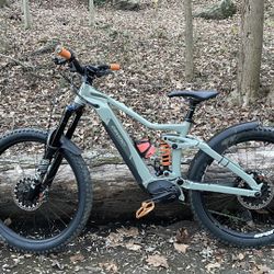 Devinci AC Electric Mountain Bike - Medium