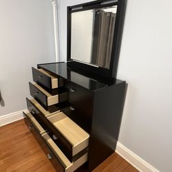 Mirrored Dresser & Chest 