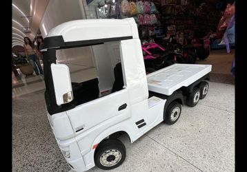 Kids Vehicles Adults Control At Toys2u Inland Center Mall 