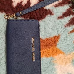 Michael Kors Phone Wristlet
