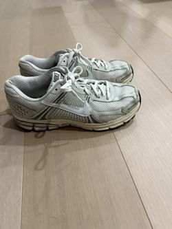 Nike Zoom Vomero 5 – Men’s 9.5