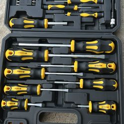 42 Pcs Of Screwdriver Magnetic Brand New 