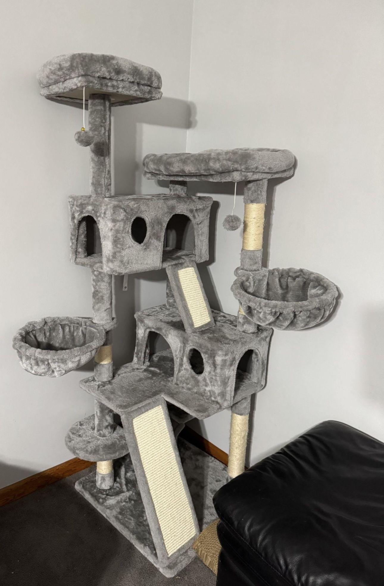 66 Inches Multi-Level Large Cat Tree Tower for Indoor Big Cats/Cozy Plush Perches/Cat Condo/Sisal Scratching Posts/Hammock and Baskets/Cat Activity Ce