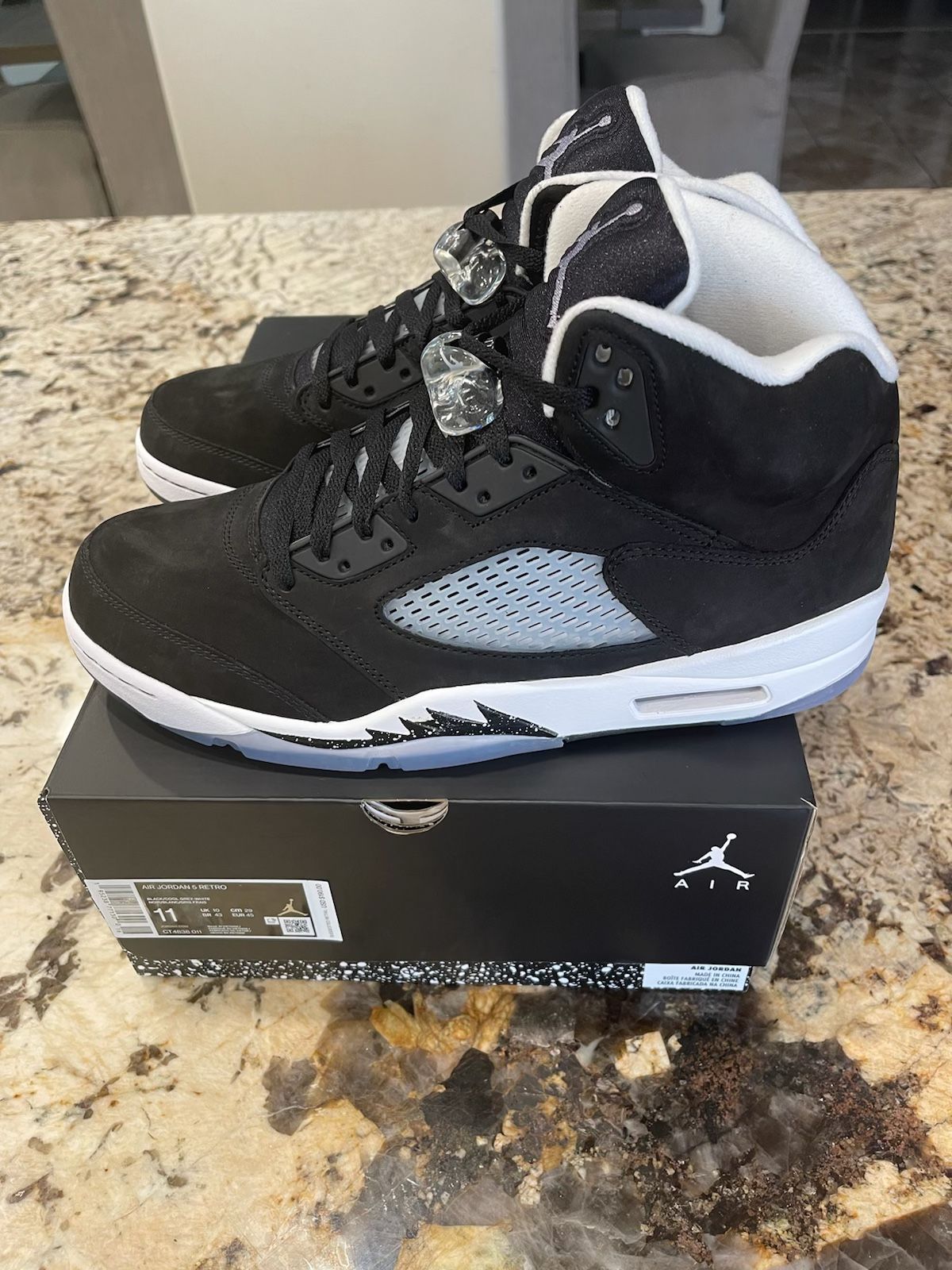 Air Jordan 5 Retro Oreo Size 11 DS