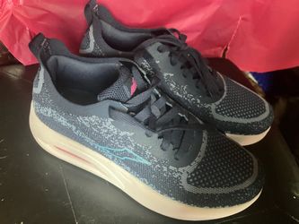 AVIA sneakers