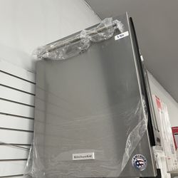 Kitchen Aid Dishwasher In Stainless Steel New Open Box 