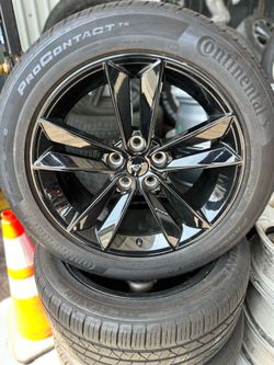 18" 2023 Ford Mustang GT Wheels Front-Continental 255/45/18 Rear-Fortuna 275/40/18
