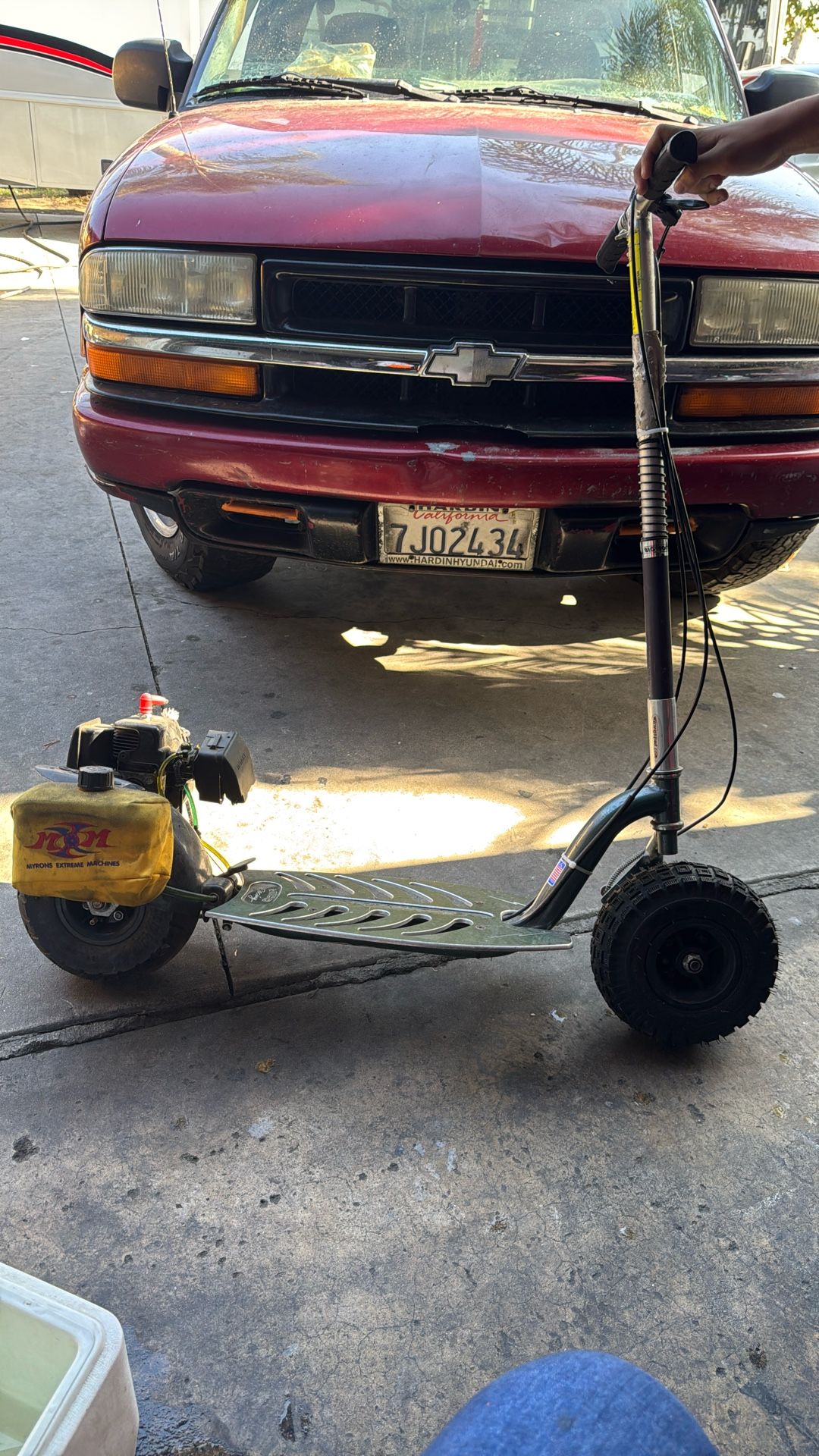 It needs the string to pull with the gas other than that everything’s good best offer. Let me know who’s interested.