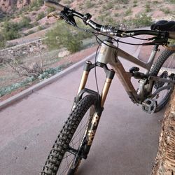 PIVOT FIREBIRD 29R -FRAME SIZE LARGE 