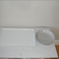 Kitchen Tray And Plates