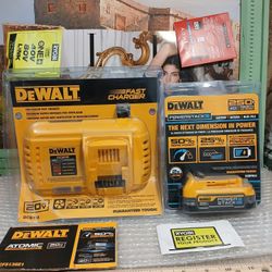 NEW DEWALT 20V FAST CHARGER AND POWER STACK BATTERY 