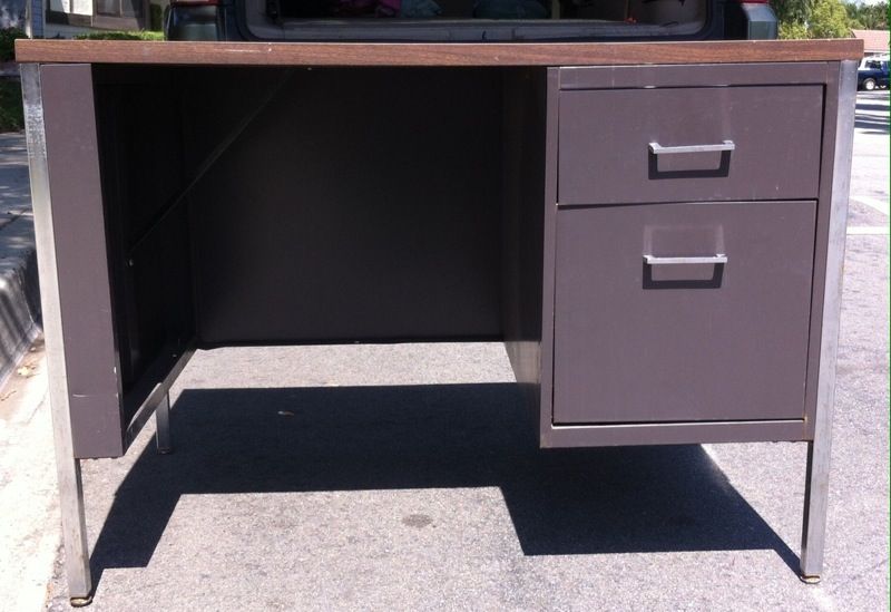 Steelcase mini tanker desk