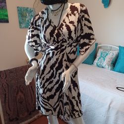 New Carole Little  Black & White Dress $15. read Description