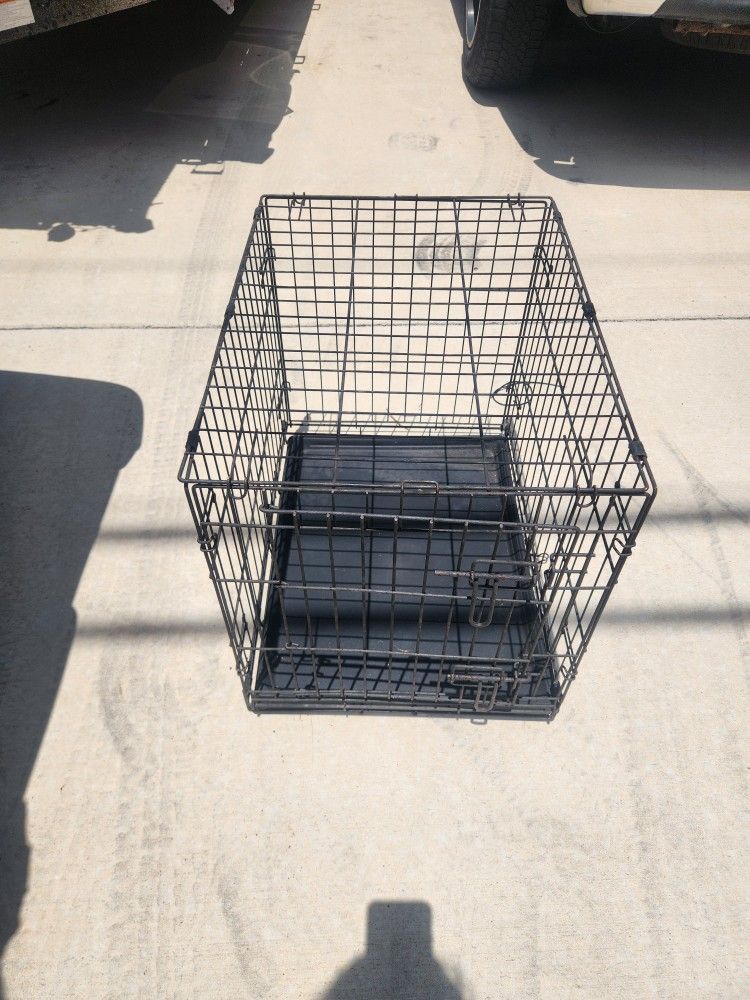 2 Dog Kennels $20 Each