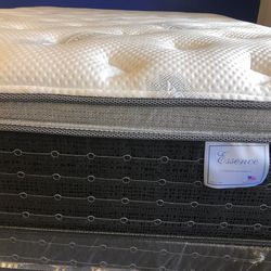 ⚡️Mattresses and Adjustable Base⚡️
