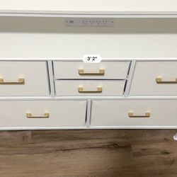 Dresser and nightstand