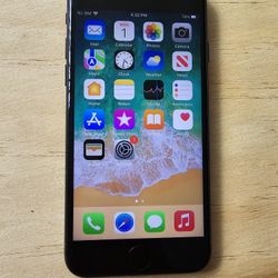 Iphone 7 32GB Unlocked 