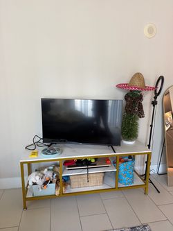 tv stand and Tv