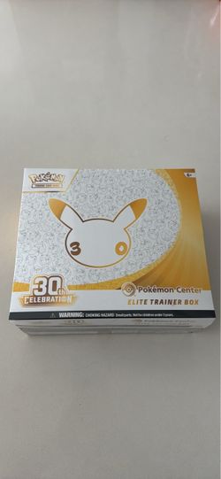 Pokémon 30th Celebration Elite Trainer Box