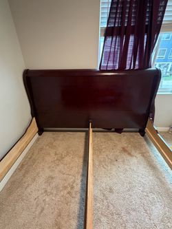 King Sleigh Bed