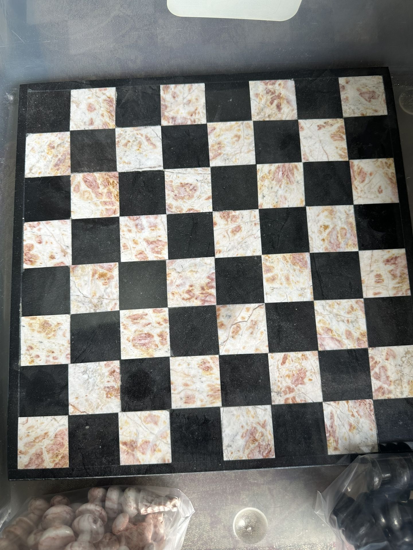 MARBLE & ONYX CHESS SET