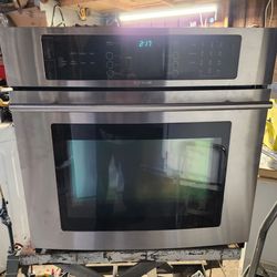 Stainless 4.0 Cu ft Jenn Air wall oven
