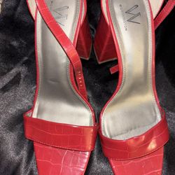 Red Heels Worthington New (women’s 10)
