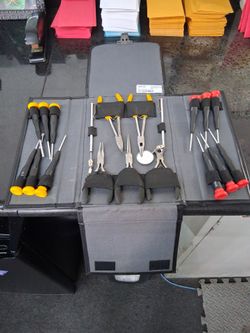 Pliers set