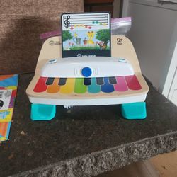 Baby Einsteon Piano